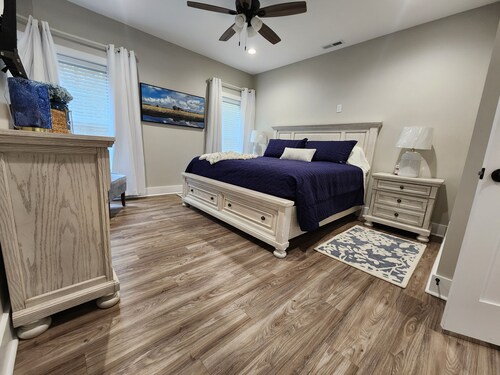 Woodland Retreat Nestled Minutes from Historic Downtown Bell Buckle