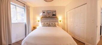 King Bed Primary • Spacious Boutique Stay