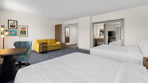 1 bedroom, iron/ironing board, free WiFi, bed sheets - Brand New Build Modern 1-Bedroom Suite with Sofa bed in fantastic Corona, CA (Corona)