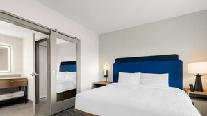 1 bedroom, iron/ironing board, free WiFi, bed sheets - Brand New Build Modern 1-Bedroom Suite with Sofa bed in fantastic Corona, CA (Corona)
