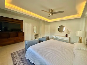 Casa, 4 habitaciones, vistas a la ciudad | Escritorio, espacio para trabajar con un portátil, wifi gratis