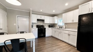 Private kitchen - Waterfront Beaufort Home - 3 Miles to Parris Island & Downtown! (BEAUFORT)