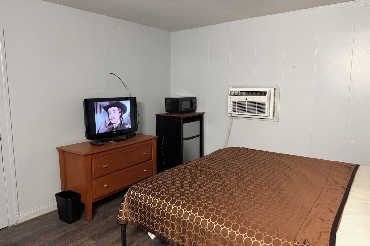 客房, 1 张特大床 | 办公桌、免费 WiFi、床单