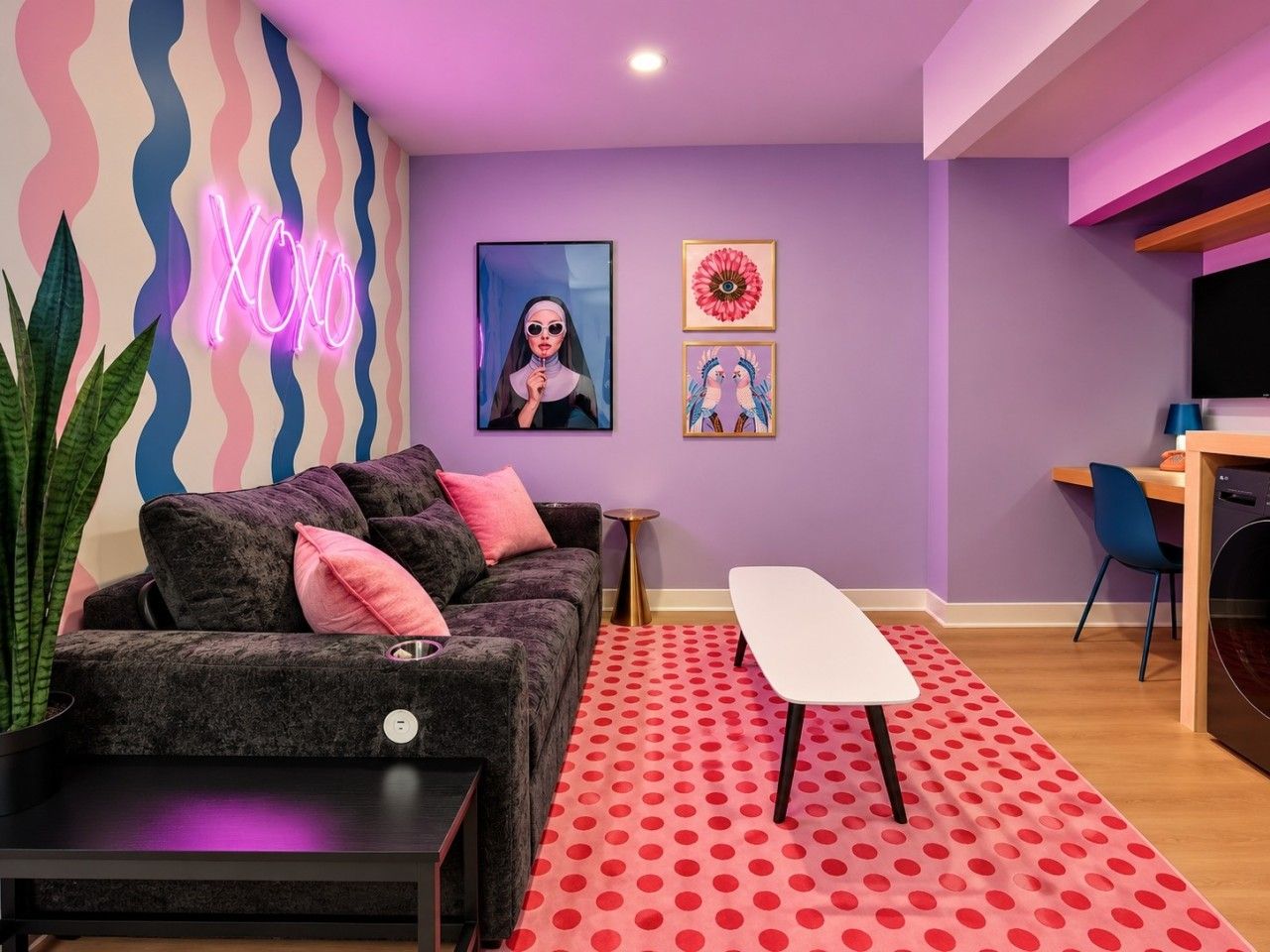 unit7_livingroom_angle