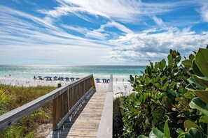 Beach - Private Pool, Gulf Views, Near Gulf Place- Serendipity by Royal Destinations (Santa Rosa Beach)