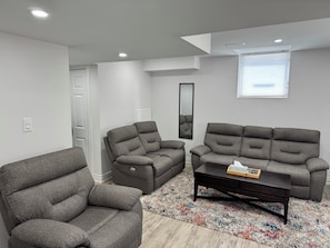 Living area - Private basement suite with separate entrance (Brampton)
