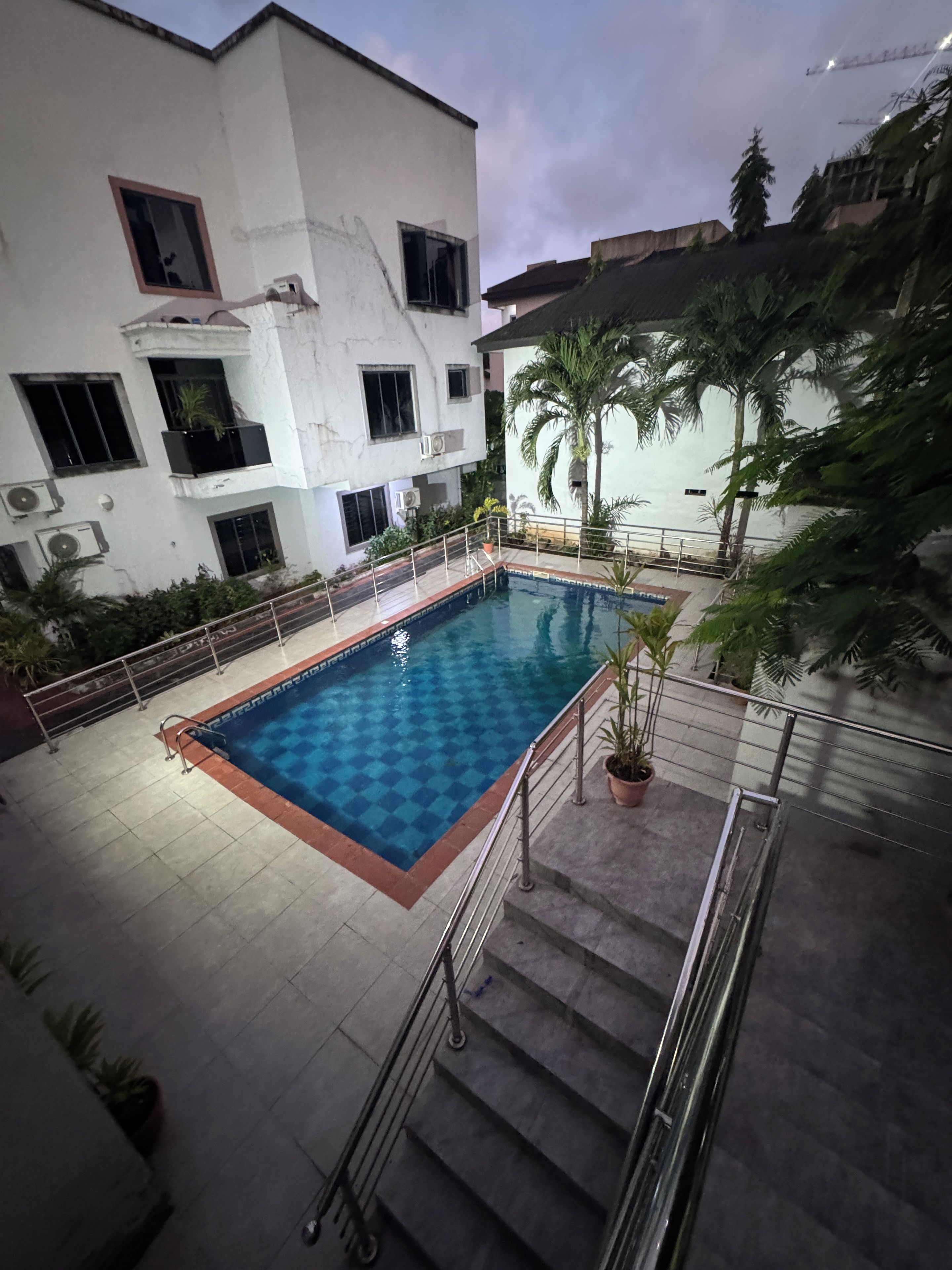 Kolam renang outdoor