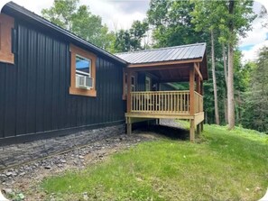 Exterior - Cozy & Private Solar Powered 3BR Family Cabin Near Seneca Lake Wine Trail (Ovid)