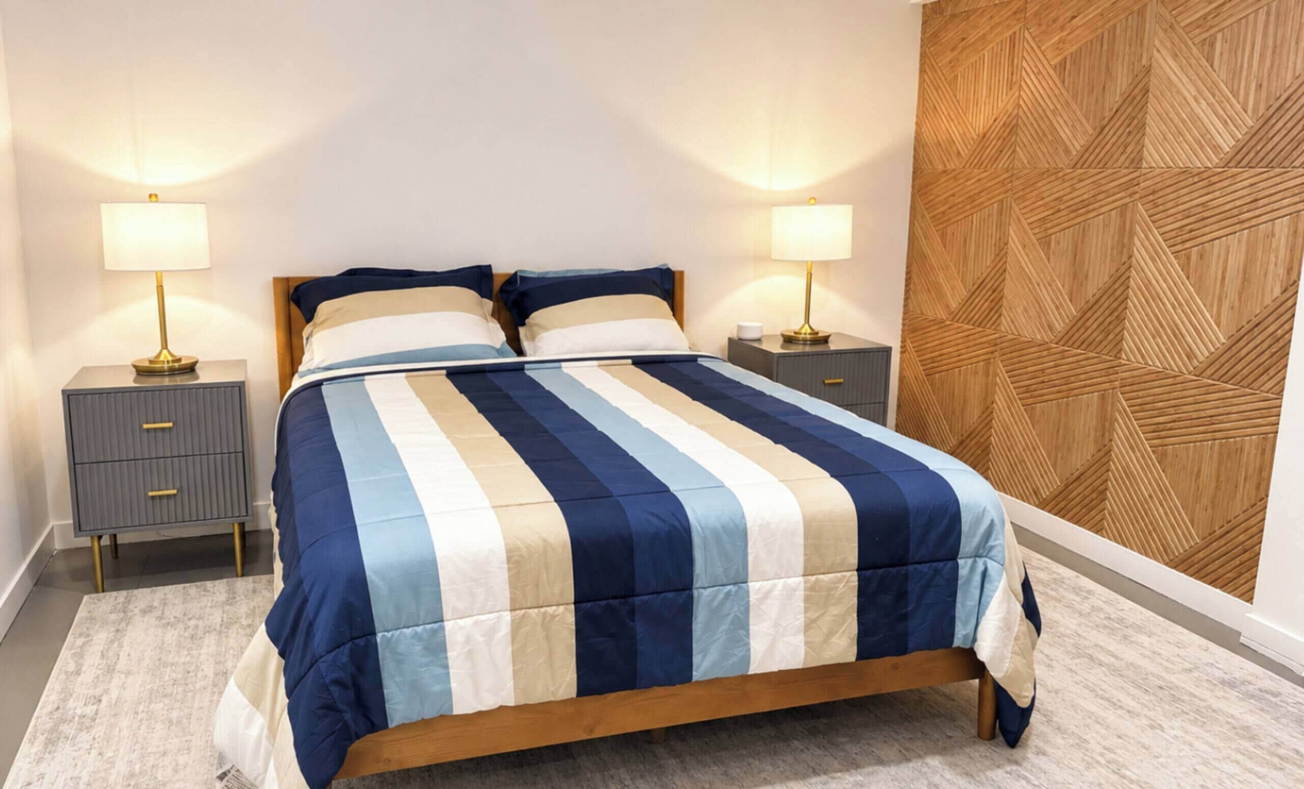 WiFi, bed sheets