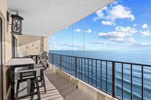 Unclassified image, 5 of 30, button - Ocean View Condo w/ Elevator & Pool; Steps to the Beach (Murrells Inlet)