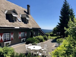Outdoor dining - Haus Schneekappe - 190qm beste Lage mit Fernblick (Winterberg)