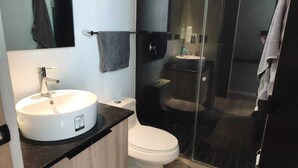 Bathroom - Vrbo Property (Guadalajara)
