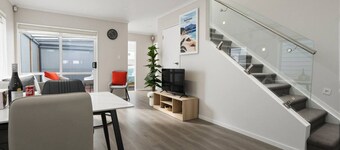 Modern 4BR Home | 3 Bath | Free Parking