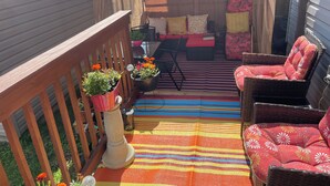 Terrace/patio - A charming and inviting suite designed for your ultimate relaxation and comfort. (Spruce Grove)