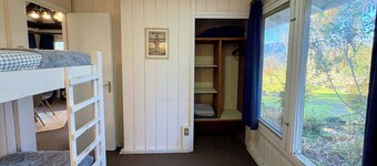 Lakefront Cabin w/ Shared Pool & Wood Hot Tub