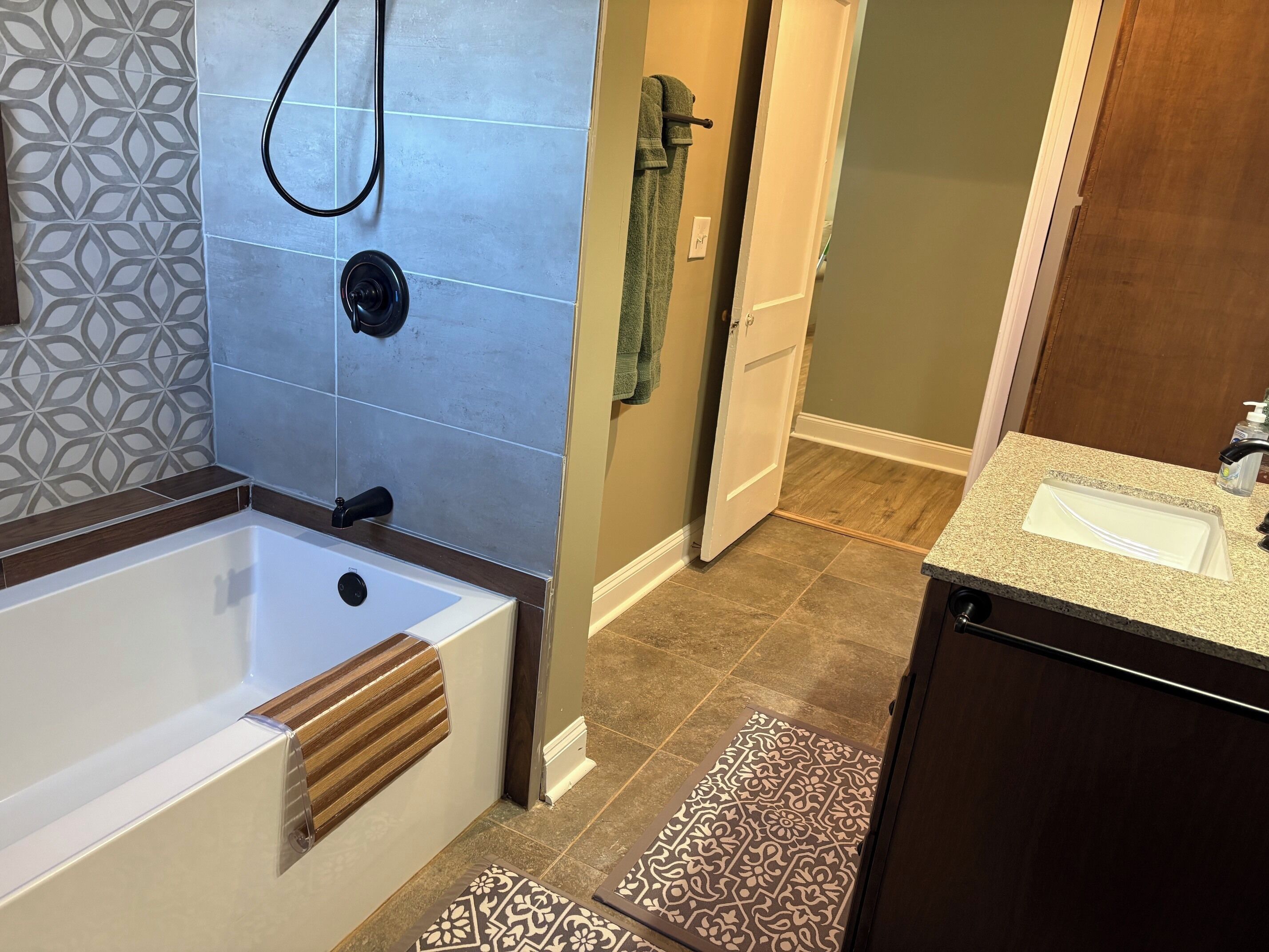 Shower, towels, soap, toilet paper