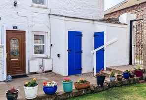 Unclassified image, 4 of 7, button - Harbour View Holiday Home at Stonehaven Harbour (Stonehaven)