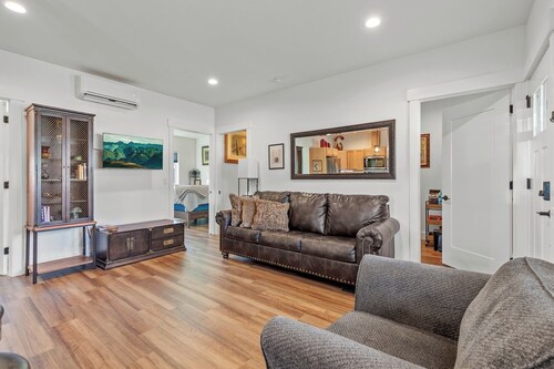 Fabulous 2-bedroom condo in welcoming Ponderay