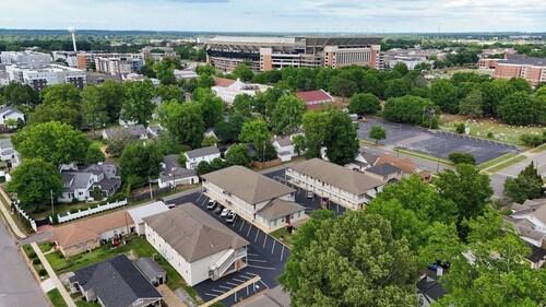 Capstone Corner | Steps to Bryant-Denny & UA