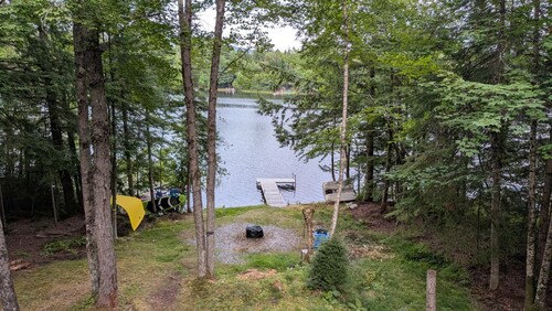 Charming 3-bedroom chalet in peaceful Haverhill for your getaway