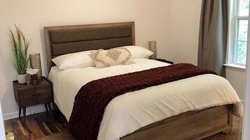 3 bedrooms, iron/ironing board, travel crib, WiFi