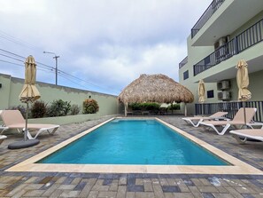 Pool - Vrbo Property (Willemstad)
