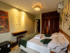 Ảnh chưa phân loại, 3 trong số 46 ảnh, nút