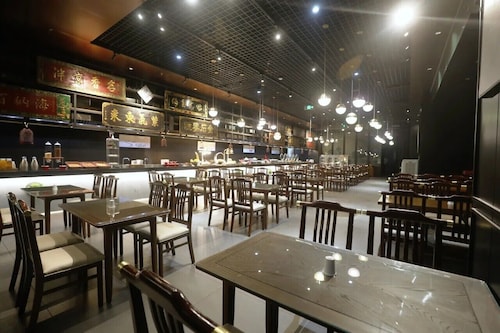 Palace Lan Hotel