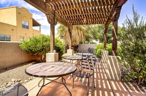Unclassified image, 5 of 58, button - Cozy 2-bedroom condo with AC in serene Tubac (Tubac)