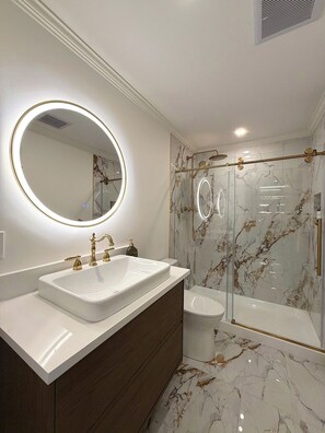 Unclassified image, 5 of 14, button - Stay at a remarkable English chateau style with a view & full optional services. (Calgary)
