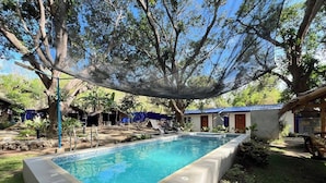 Pool - Cozy 3-bedroom Private Tropical bungalow in fantastic Calatagan with AC (Calatagan)