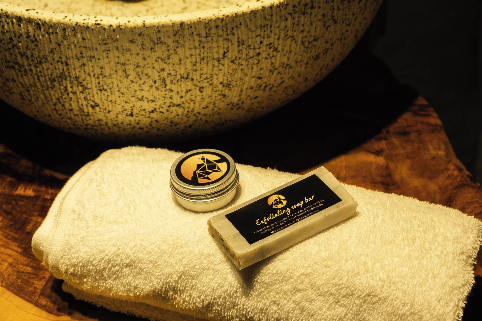 Bathroom amenities