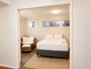 Unclassified image, 2 of 16, button - 1Bed 1Bath Ground floor West End (West End)