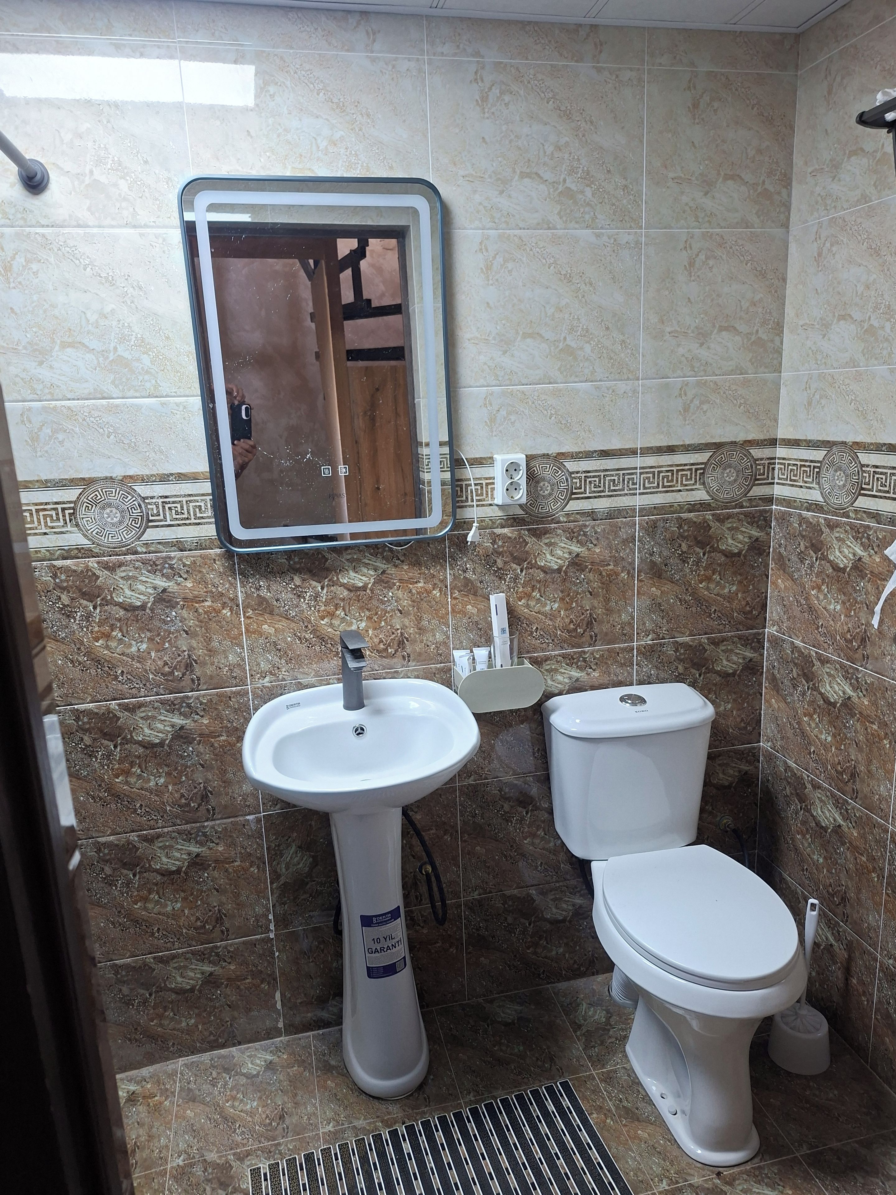 Standard-Doppel- oder -Zweibettzimmer, Bergblick | Badezimmer