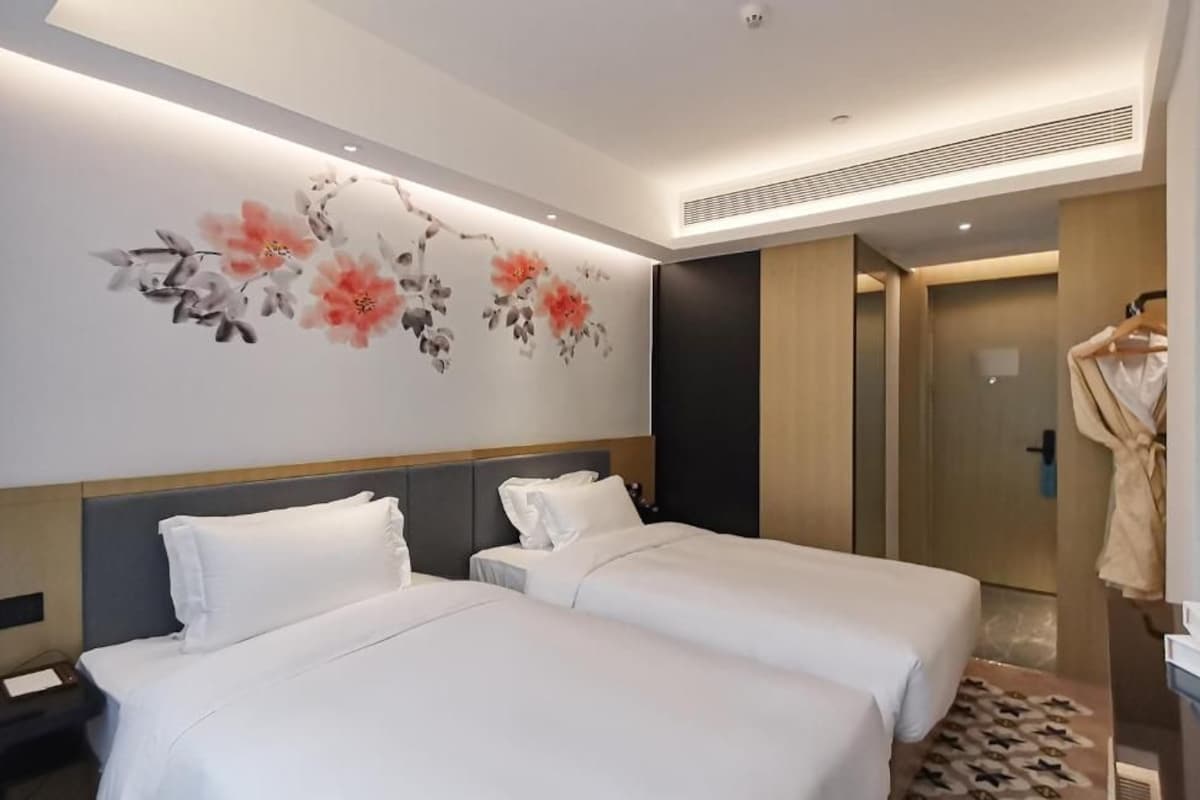 In-room safe, blackout curtains, soundproofing, iron/ironing board