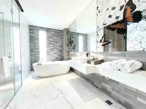 Deluxe suite, uitzicht op de stad | Badkamer