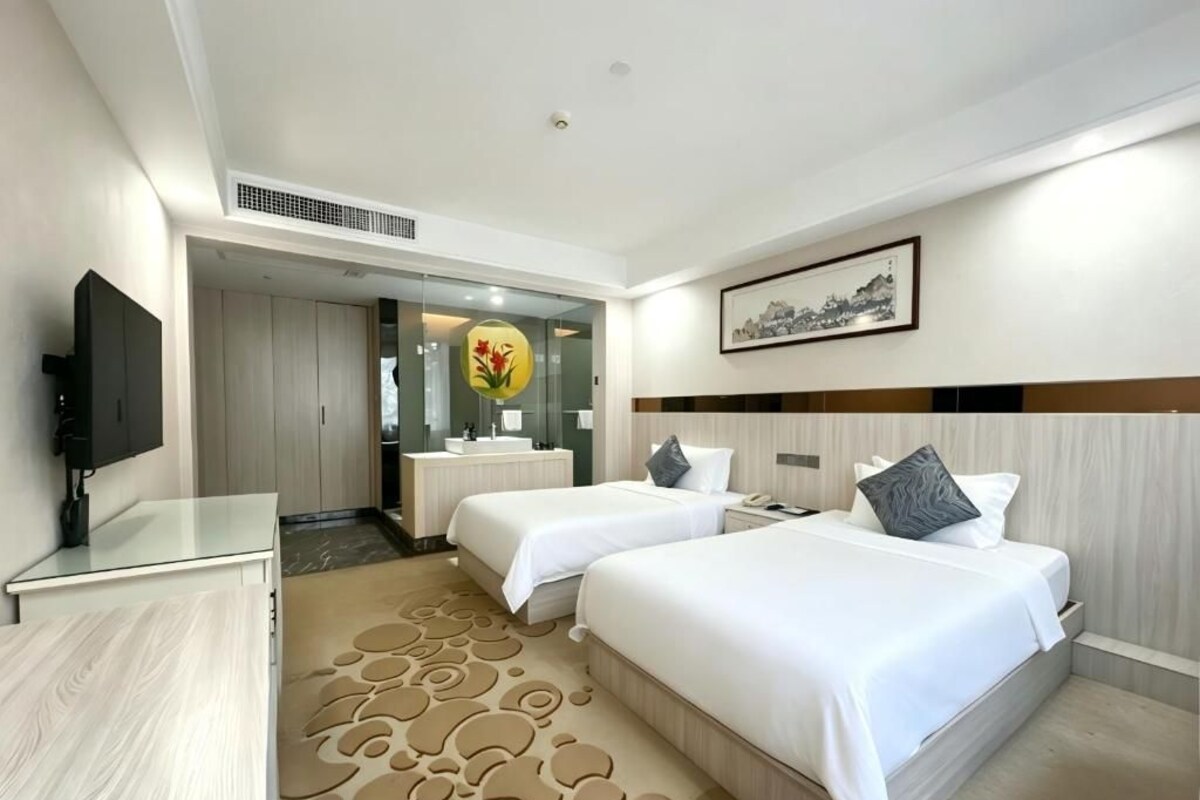 Kamar Twin Deluks, pemandangan kota | Kedap suara, setrika/meja setrika, dan Wi-Fi gratis