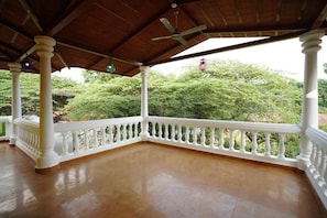 Ảnh chưa phân loại, 4 trong số 85 ảnh, nút