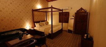 Brown Town Resort Spa and Convention 