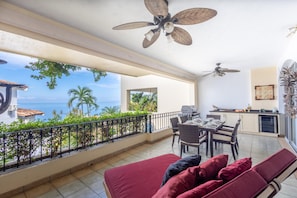 Outdoor dining - Oceanview Retreat in Amapas at Estrellita del Mar 2BD Condo for rent in Amapas, (Puerto Vallarta)