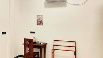 Standard Double Room | Interior