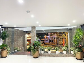 Quầy tiếp tân