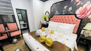 Basic Double Room - King Luxury Hotel (Tu Liem)