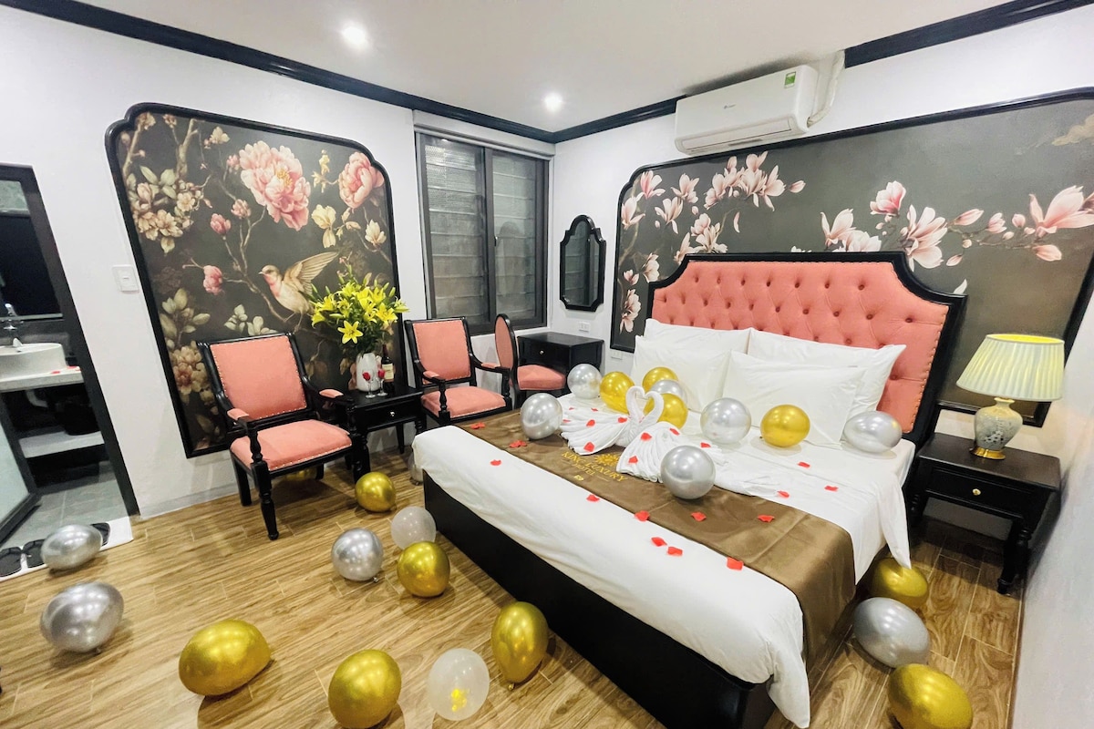 Phòng đôi Superior | Bộ trải giường bằng vải Frette của Ý, bộ đồ giường cao cấp 