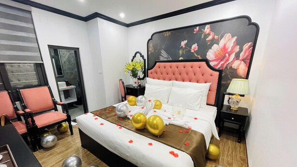 Basic Double Room - King Luxury Hotel (Tu Liem)