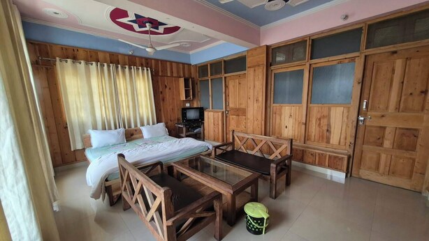 Comfort Suite, Mountain View - Hotel Hill Paradise at Nagthat,Chakrata (Kalsi)