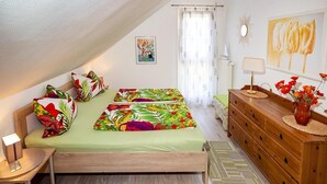 Room - Vrbo Property (Radolfzell)
