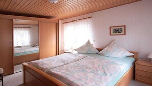 Unclassified image, 3 of 18, button - Holiday apartment with 2 bedrooms (Gadendorf)