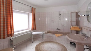 Unclassified image, 5 of 18, button - Holiday apartment with 2 bedrooms (Gadendorf)