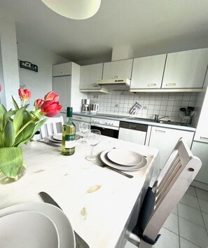Untagged - Holiday apartment with 2 bedrooms (Midlum)
